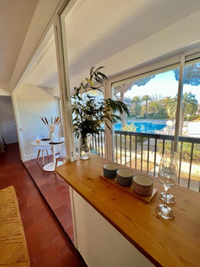 35M With Pool For Couple In Saint Tropez 아파트 외부 사진